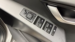 2025 (75) KIA NIRO 1.6 GDi 127 Hybrid 2 Nav 5dr DCT 4686584