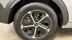 2025 (75) KIA NIRO 1.6 GDi 127 Hybrid 2 Nav 5dr DCT 4686573