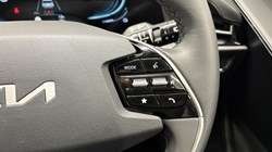 2025 (75) KIA NIRO 1.6 GDi 127 Hybrid 2 Nav 5dr DCT 4686597