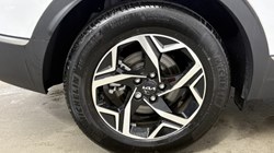 2025 (75) KIA SPORTAGE 1.6T GDi 157 48V ISG 2 5dr 4690970