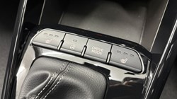 2025 (75) KIA STONIC 1.0T GDi 48V 98 3 5dr DCT 4690951