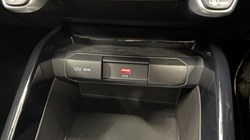 2025 (75) KIA STONIC 1.0T GDi 48V 98 3 5dr DCT 4690952