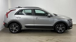 2025 (75) KIA NIRO 1.6 GDi 127 Hybrid 2 Nav 5dr DCT 4686401