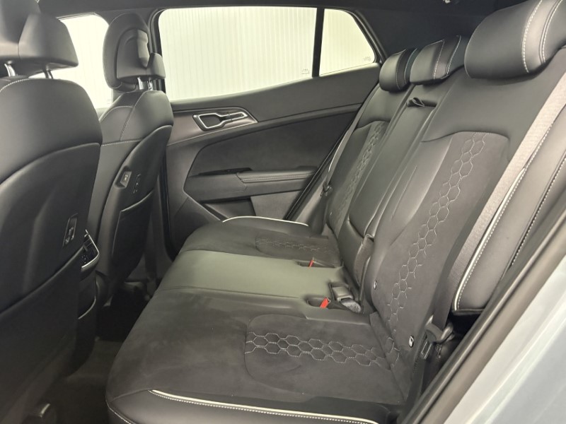 2025 (74) KIA SPORTAGE 1.6T GDi 207 HEV GT-Line 5dr Auto 4719307