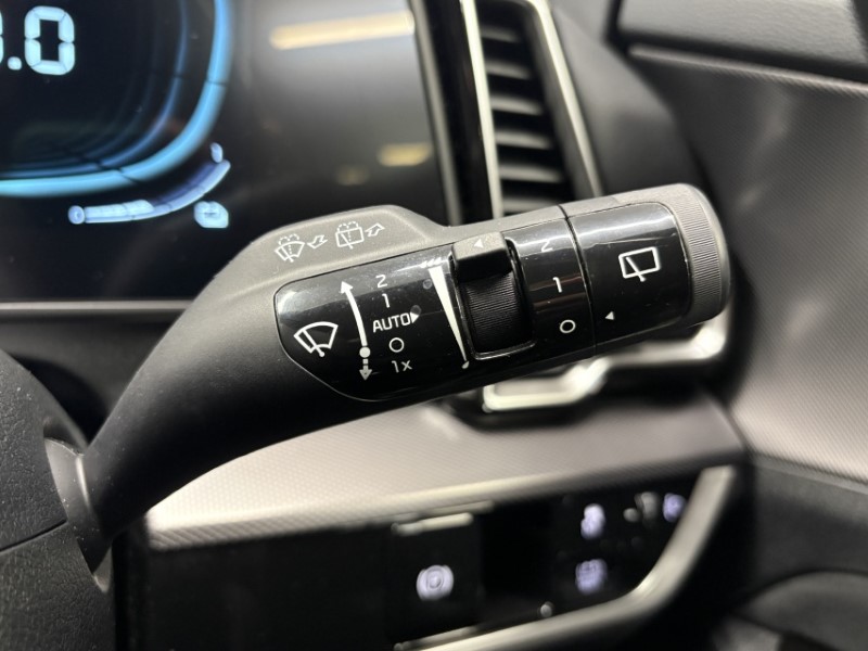 2025 (74) KIA SPORTAGE 1.6T GDi 207 HEV GT-Line 5dr Auto 4719324