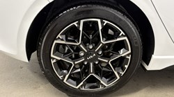 2025 (25) KIA CEED 1.5T GDi ISG 138 GT-Line 5dr DCT 4681680