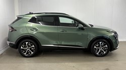 2022 (72) KIA SPORTAGE 1.6T GDi HEV 4 5dr Auto 4703425
