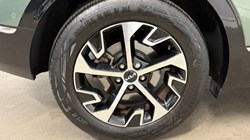 2022 (72) KIA SPORTAGE 1.6T GDi HEV 4 5dr Auto 4703412