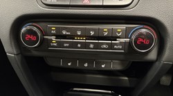 2025 (74) KIA XCEED 1.5T GDi ISG 138 3 5dr 4700240