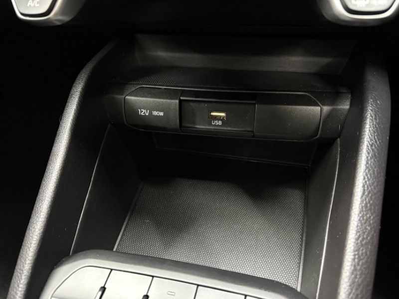 2020 (70) KIA STONIC 1.0T GDi 99 2 5dr 4765225