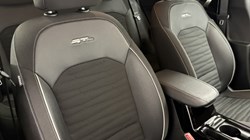 2025 (25) KIA CEED 1.5T GDi ISG 138 GT-Line 5dr DCT 4763257