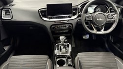 2025 (25) KIA CEED 1.5T GDi ISG 138 GT-Line 5dr DCT 4763250