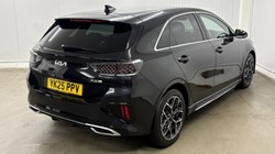2025 (25) KIA CEED 1.5T GDi ISG 138 GT-Line 5dr DCT 4763239