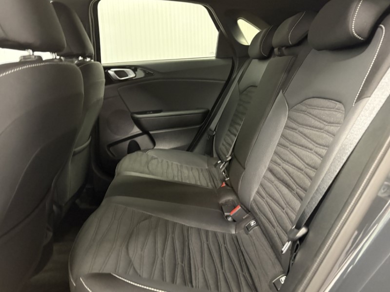 2025 (25) KIA CEED 1.5T GDi ISG 138 GT-Line 5dr 4763179