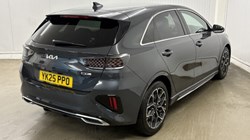 2025 (25) KIA CEED 1.5T GDi ISG 138 GT-Line 5dr 4763174