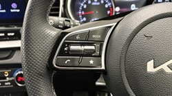 2025 (25) KIA CEED 1.5T GDi ISG 138 GT-Line 5dr 4763166
