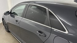 2025 (25) KIA CEED 1.5T GDi ISG 138 GT-Line 5dr 4763177