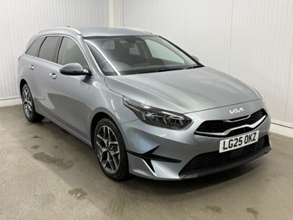 2025 (25) KIA CEED 1.5T GDi ISG 138 3 5dr DCT