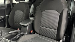 2025 (74) KIA XCEED 1.5T GDi ISG 138 2 5dr 4813684