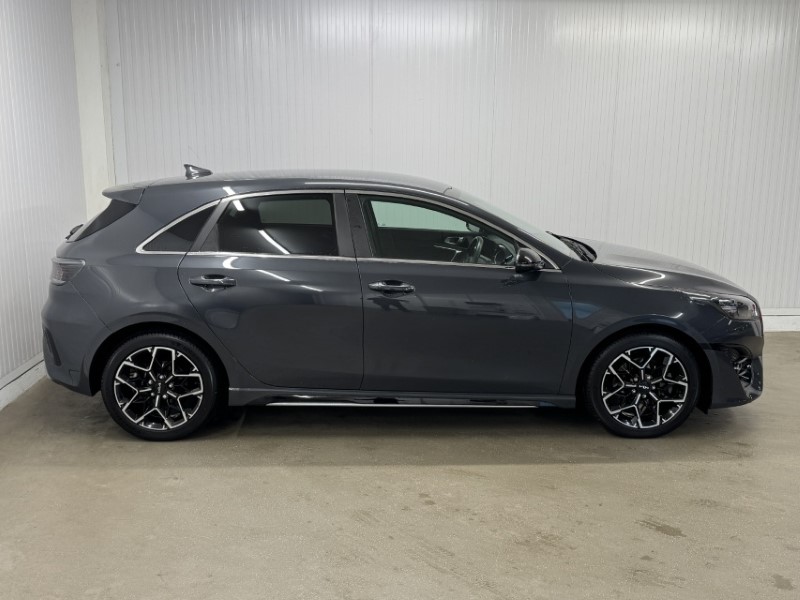 2022 (72) KIA CEED 1.5T GDi ISG GT-Line 5dr 4804907