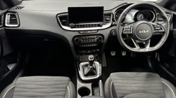 2022 (72) KIA CEED 1.5T GDi ISG GT-Line 5dr 4804913