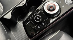 2025 (74) KIA SPORTAGE 1.6T GDi 207 HEV GT-Line S 5dr Auto 4798537