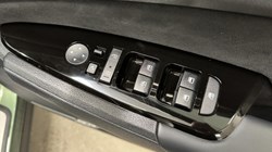 2025 (74) KIA SPORTAGE 1.6T GDi 207 HEV GT-Line S 5dr Auto 4798531