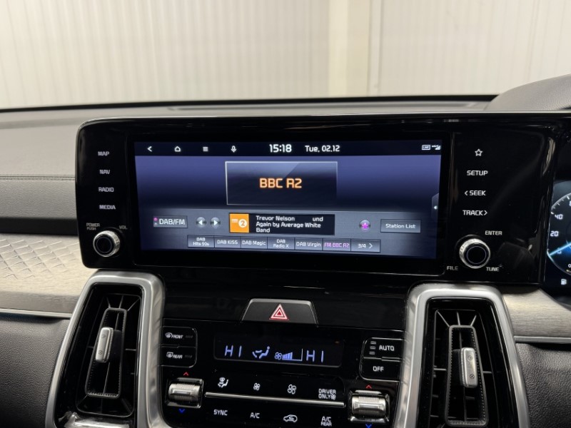 2022 (22) KIA SORENTO 1.6 T-GDi HEV 3 5dr Auto 4835190