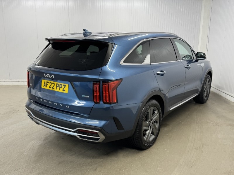 2022 (22) KIA SORENTO 1.6 T-GDi HEV 3 5dr Auto 5057919