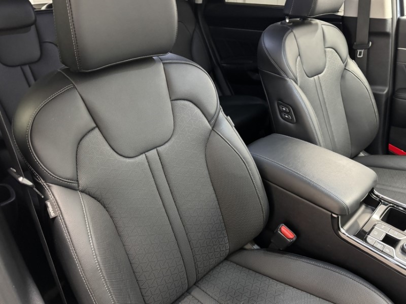 2022 (22) KIA SORENTO 1.6 T-GDi HEV 3 5dr Auto 4835206