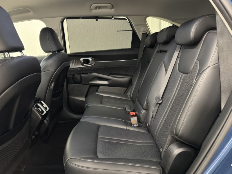 2022 (22) KIA SORENTO 1.6 T-GDi HEV 3 5dr Auto 4835200