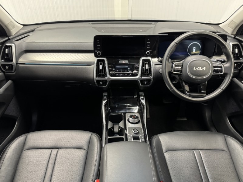 2022 (22) KIA SORENTO 1.6 T-GDi HEV 3 5dr Auto 4835184