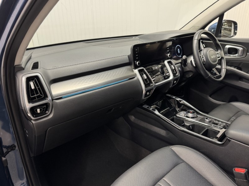 2022 (22) KIA SORENTO 1.6 T-GDi HEV 3 5dr Auto 4835203