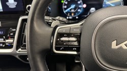 2022 (22) KIA SORENTO 1.6 T-GDi HEV 3 5dr Auto 4835212