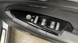 2023 (72) KIA SPORTAGE 1.6T GDi HEV GT-Line S 5dr Auto 4819260