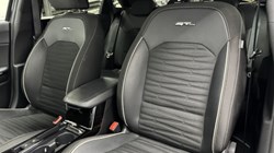 2025 (25) KIA CEED 1.5T GDi ISG 138 GT-Line 5dr 4821025