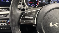 2025 (25) KIA CEED 1.5T GDi ISG 138 GT-Line 5dr 4821039