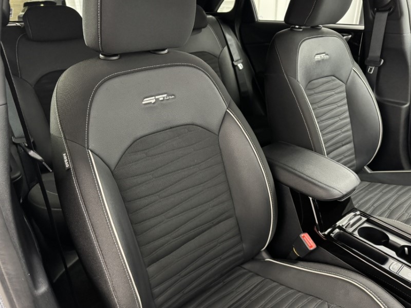 2025 (25) KIA CEED 1.5T GDi ISG 138 GT-Line 5dr DCT 4856701