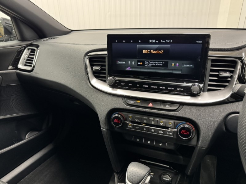 2025 (25) KIA CEED 1.5T GDi ISG 138 GT-Line 5dr DCT 4856720