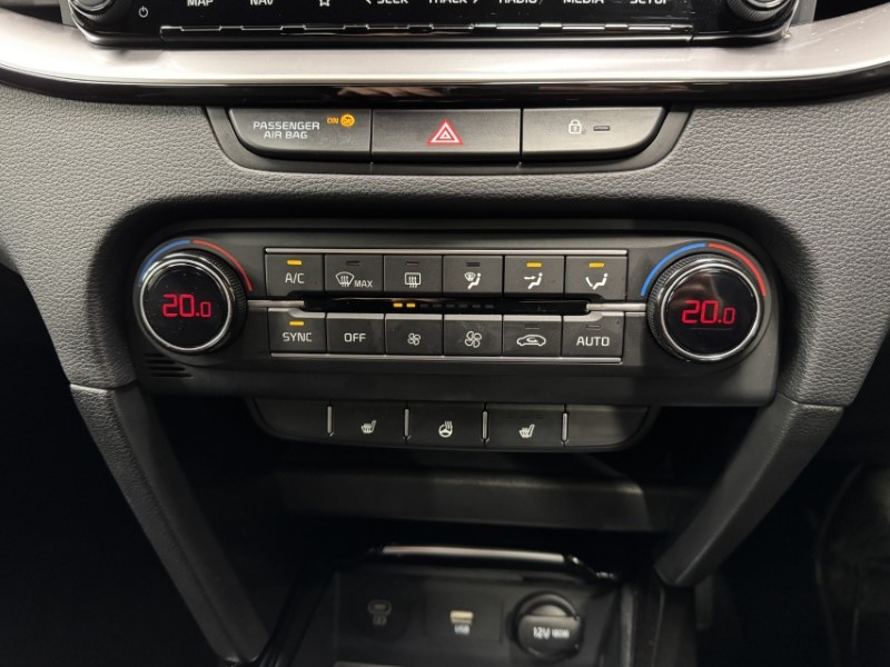 2025 (25) KIA CEED 1.5T GDi ISG 138 GT-Line 5dr DCT 4856724