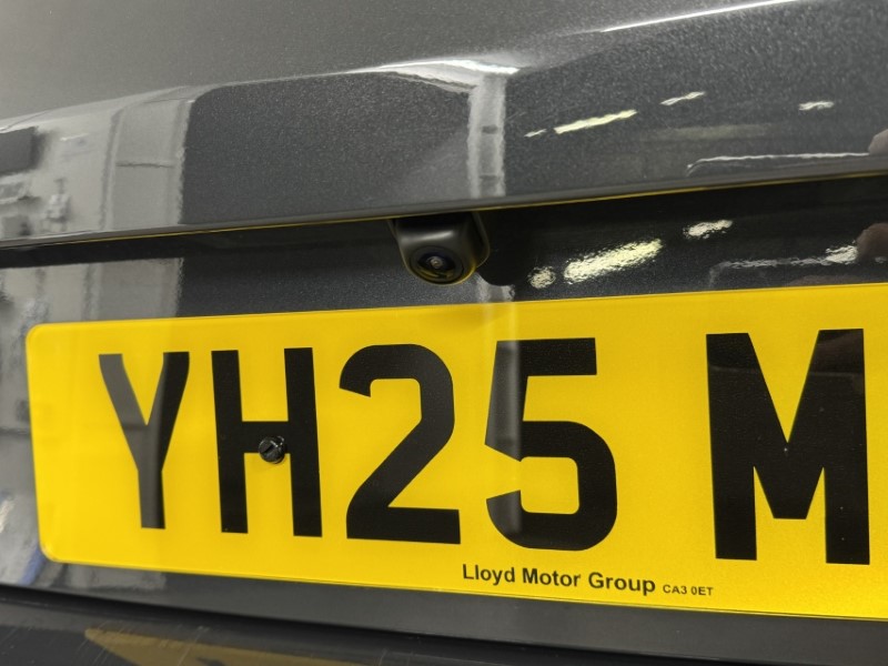 2025 (25) KIA CEED 1.5T GDi ISG 138 GT-Line 5dr DCT 4856711