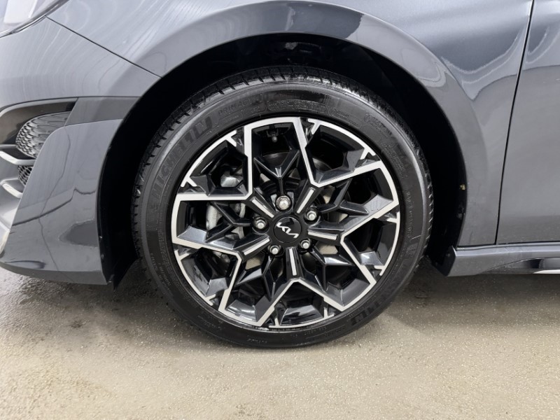 2025 (25) KIA CEED 1.5T GDi ISG 138 GT-Line 5dr DCT 4856713