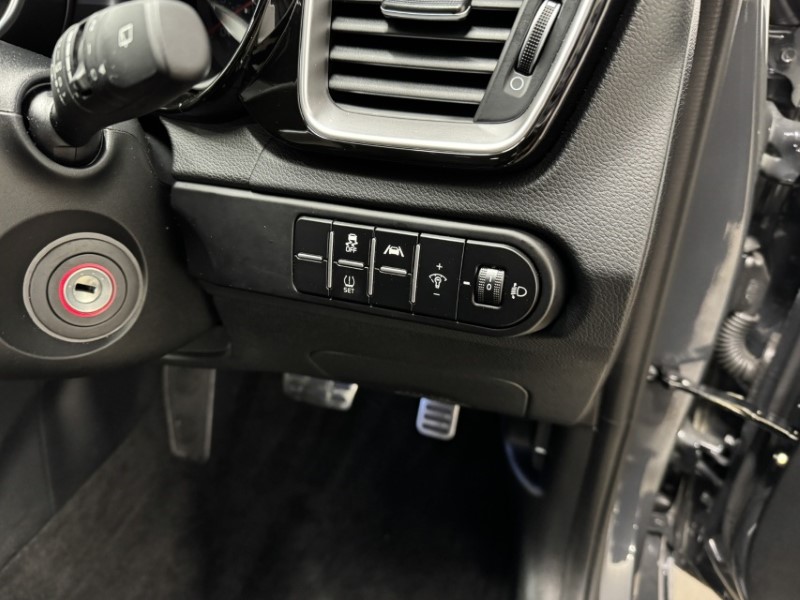 2025 (25) KIA CEED 1.5T GDi ISG 138 GT-Line 5dr DCT 4856718