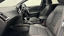 2025 (25) KIA CEED 1.5T GDi ISG 138 GT-Line 5dr DCT 4856716