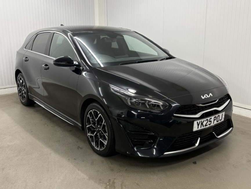 2025 (25) KIA CEED 1.5T GDi ISG 138 GT-Line 5dr DCT