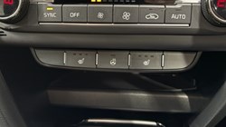 2025 (25) KIA CEED 1.5T GDi ISG 138 GT-Line 5dr DCT 4837830