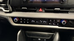 2022 (72) KIA SPORTAGE 1.6T GDi ISG 2 5dr 4853071