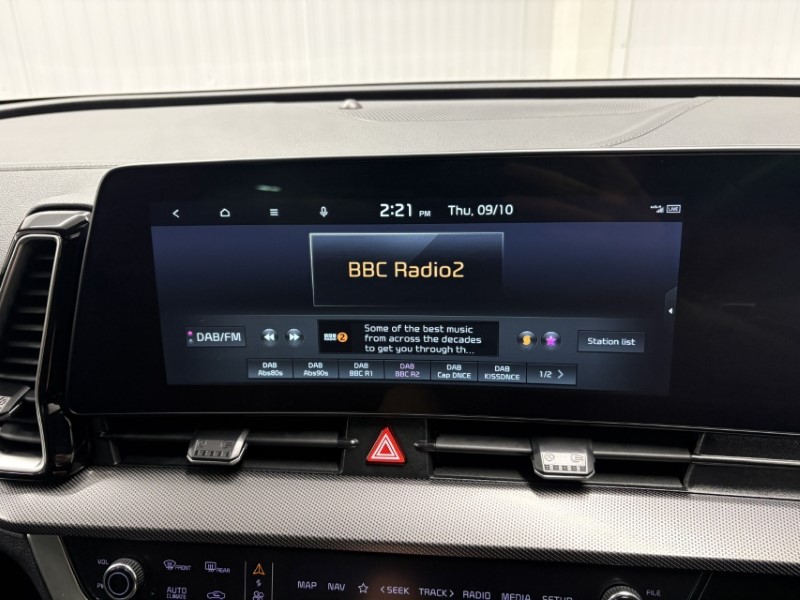 2023 (73) KIA SPORTAGE 1.6T GDi PHEV GT-Line 5dr Auto AWD 4879975