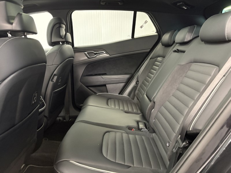 2023 (73) KIA SPORTAGE 1.6T GDi PHEV GT-Line 5dr Auto AWD 4879951