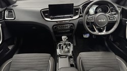 2025 (25) KIA CEED 1.5T GDi ISG 138 GT-Line 5dr DCT 4864700